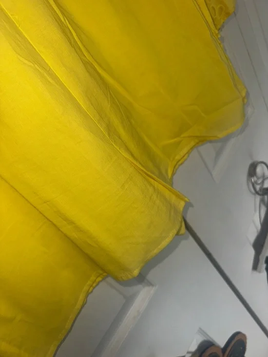 Lily Pulitzer eyelet AISHA ROMPER in calla yellow size 10 - Picture 13 of 14